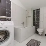 Kiwi Apartment Trogir