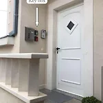 Kiwi Apartment *