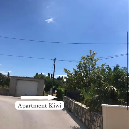Kiwi Lägenhet Trogir