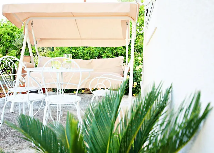 Apartment Kiwi Trogir