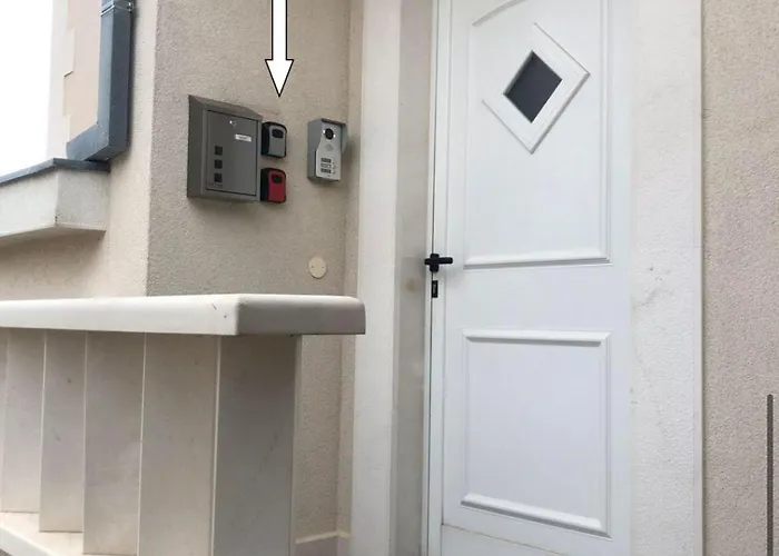 Kiwi Apartment *